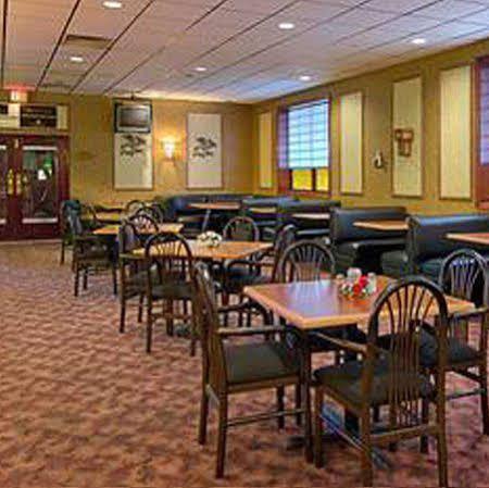 Wynnwood Plaza Hotel Newport News Exterior foto
